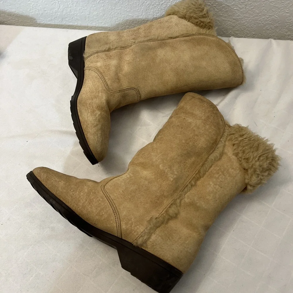 Hush Puppies Snow Boots Womens‎ 6M Sand Sheepskin Suede 75198 Mid Calf Pull On